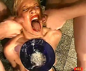 Males are delighting chick with loads of pissing