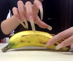 Mood longnails banán new