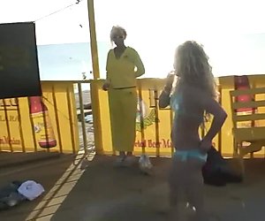 Amatorki nastolatka striptizerki na ferie wiosenne - wymarzone dziewczyny
