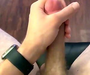 Jerking my cock to some squirting videos thick creamy cumload all over floor