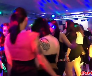 Party amateur wanks and suck on dancefloor