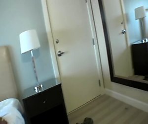 Caméra une grande queue noire hôtel