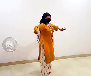 Gadi til Manga Dy Pakistansk Mujra Dance Sexy Dance Mujra
